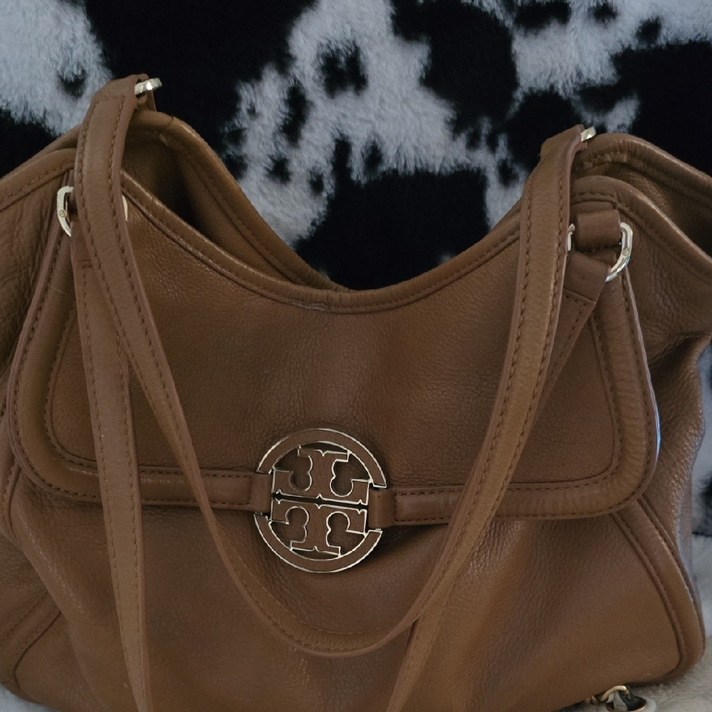 Tory Burch Cognac Leather Shoulder Bag with Gold Logo